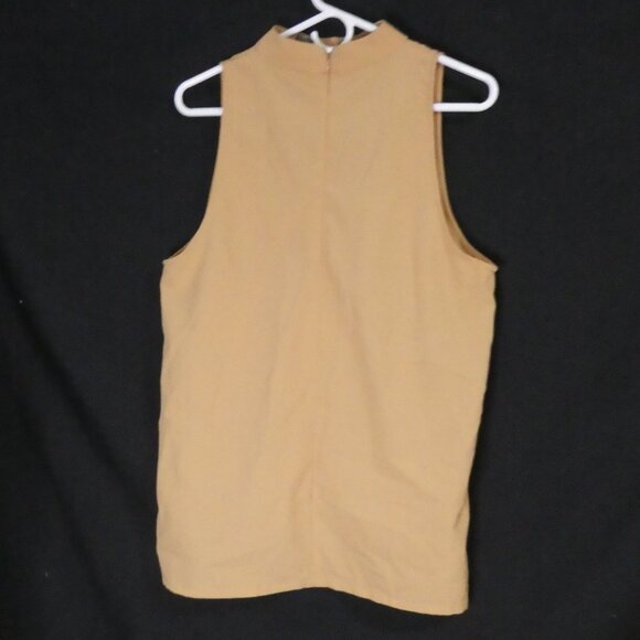 REVAMPED - Premium Collection | large | Sleeveless V-Neck Blouse | Choke Collar - Picture 2 of 13